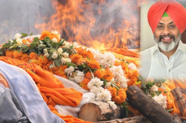 ਕਾਂਗਰਸੀ ਆਗੂ ਖੁਸ਼ਬਾਜ ਸਿੰਘ ਜਟਾਣਾ ਦਾ ਹੋਇਆ ਅੰਤਿਮ ਸਸਕਾਰ, ਹਜ਼ਾਰਾਂ ਦੀ ਗਿਣਤੀ ‘ਚ ਪਹੁੰਚੇ ਲੋਕਾਂ ਨੇ ਭਿੱਜੀਆਂ ਅੱਖਾਂ ਨਾਲ ਦਿੱਤੀ ਅੰਤਿਮ ਵਿਦਾਇਗੀ